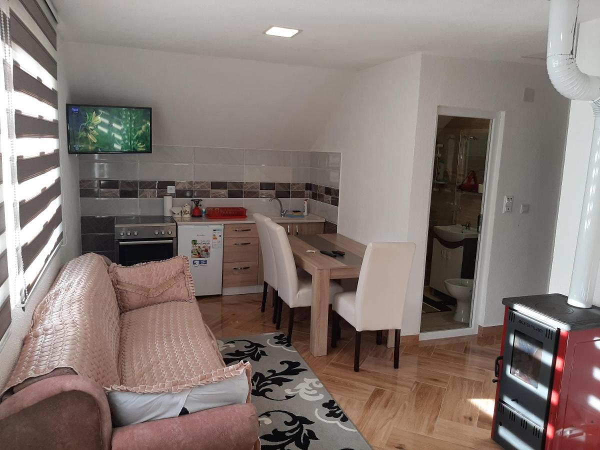 Vuceljic Rooms Andrijevica Eksteriør bilde